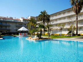 Apartment in Estartit near sand beach